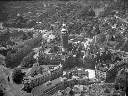 Dresden after the devastating british bombing campaign of february 1945. Historische Luftbilder Juwelen Vor Dem Feuersturm Der Spiegel