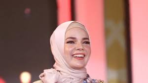 5 panduan pelaksanaan model 6 bulan. Trik Dewi Sandra Khatam Alquran Dalam 30 Hari Ramadan Liputan6 Com