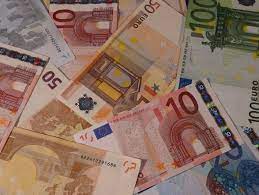 รูปภาพ : ยุโรป, สกุลเงิน, บิล, เศรษฐกิจ, เงินสดและรายการเทียบเท่าเงินสด,  ธนาคารออมสิน, ตั๋วเงิน, ค่าเงินดอลลาร์, เงินกระดาษ, การเงินโลก, 100 ยูโร,  50 ยูโร, ธนบัตร 20 ยูโร 2829x2133 - - 836746 - ภาพ สวย ๆ - PxHere