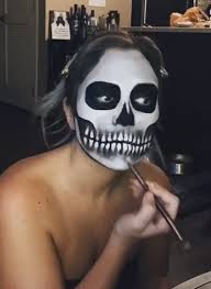 easy skull makeup for halloween