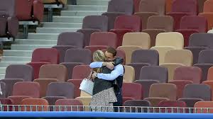 Nothing about me was cool, and i felt i'd never fit in. Gareth Southgate Comforted By His Wife In Empty World Cup Stadium Ladbible