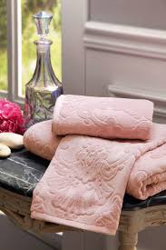 1000 ideas about Cottage Style Pink Bathrooms on Pinterest.