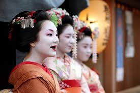 the fascinating history of geishas