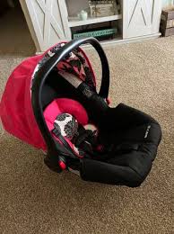 Graco Infant Car Seat With Base Baby