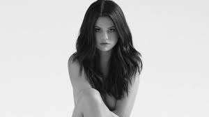 Selena Gomez Is Very Naked in New 'Revival' Photo 