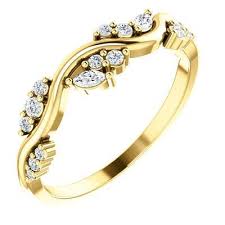 At jared, we have all the information you need to select the perfect his and her wedding bands to fit your distinct style. Gold Wedding Band Women S 14k Gold Ring With Diamonds Tcr