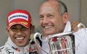 Lewis Hamilton has promised to continue to make Ron Dennis proud as McLaren attempt to rebuild ... - dennis-hamilton_1388623c