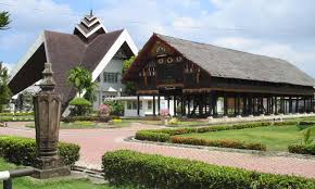 Rumah adat sumatera barat = gadang. Nama Gambar Rumah Adat Aceh Dan Penjelasannya