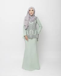 Shop the latest baju kurung online. J Labella Atelier Ready Made Designer Muslimah Contemporary Dresses Jubah Women Collection S Kurung Renikaa Kurung Renikaa Kurung Dusty Green