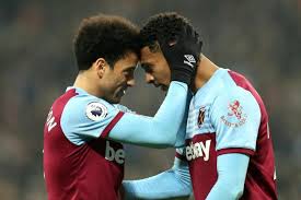 Sébastien romain teddy haller is a french professional footballer who plays as a forward for premier league club west ham. David Moyes Urges Felipe Anderson And Sebastien Haller To Make A Difference Lancashire Telegraph