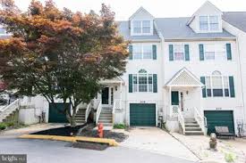 condos in west mount airy pa