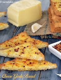 calories of cheese garlic bread baked