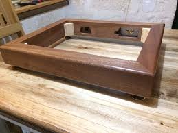 plinth cabinet mobile in legno base per