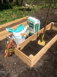 diy raised garden bed and an easy soil