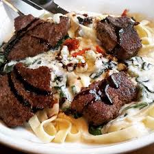 The olive garden steak gorgonzola alfredo is a recipe that so many of you have requested that i would do, so i knew this had to be a delicious recipe to try to recreate. Olive Garden On Twitter Rt If You Dreamt About Steak Gorgonzola Alfredo Last Night
