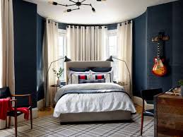 25 navy blue bedroom ideas that go