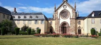 Le restaurant le saint jean, à carcassonne, vous accueille dans un cadre exceptionnel et dans une ambiance conviviale. Kloster Saint Jean De Bassel Lorraine Tourisme