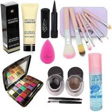 swipa exclusive makeup kit and
