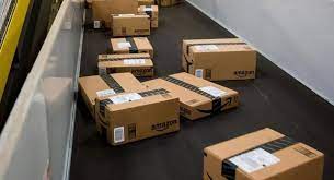 Amazon Is Said to Test Delivery Service to Rival FedEx, UPS | Ad Age