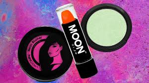 8 glow in the dark makeup s for