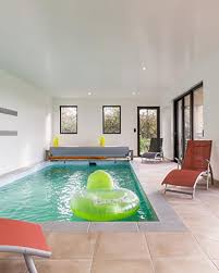holiday homes with a swimming pool