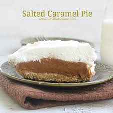 salted caramel pie table for seven