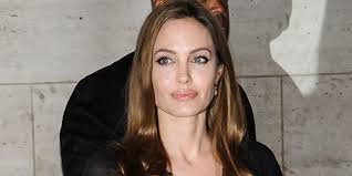 Angelina Jolies Tante <b>Debbie Martin</b> ist an Brustkrebs verstorben. - angelina-jolie-spenden-bng-gr