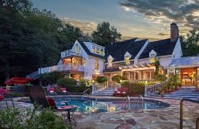 Romantic Getaways In Pa With Jacuzzi