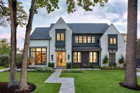 how to choose a luxury home builder