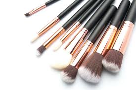 how to choose the perfect makeup brush