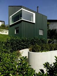 Kein passivhaus , mit wp und fbh der balkon ist richtung süden. Single Haus Mit Asymmetrischem Dach Schmales Haus Architektur Haus Architektur Haus
