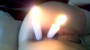 EXTREME - Two candles one in her pussy and one in ass - XVIDEOS.COM