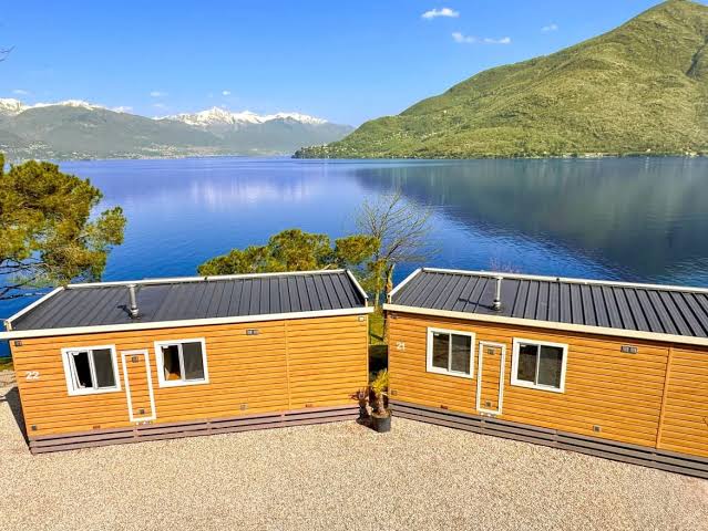 Premium mobile home in Cannobio with exclusive private beach