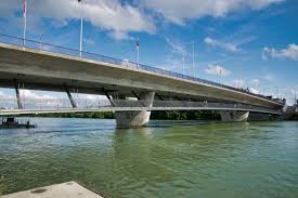 prestressed concrete bridges from