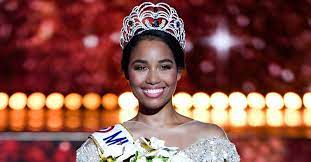 Clemence Botino - Clémence Botino (Miss France 2020) criticized, she reacts and makes a point  ~ World Today News