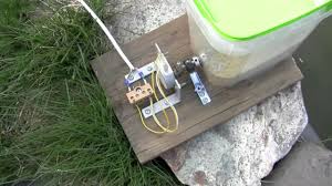The all in one automatic aquarium feeder uses an arduino nano and drill bit feed fish at certain time intervals. Automatic Pet Feeder 6 Steps With Pictures Instructables