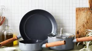 how to clean burnt pans stainless