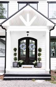 45 lovely spring front porch decor ideas