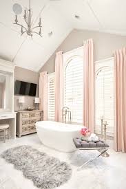 15 Pretty Pink And Gray Bathrooms To