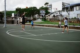 On the bright side, the tougher surface of rubber balls is more durable if you play on rougher blacktop courts and it keeps its grip longer if it gets dusty or dirty. Basketball Courts In Berlin Courts Of The World
