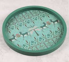 mirroring deer garden decor plate