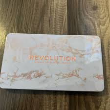 makeup revolution forever flawless decadent eyeshadow palette