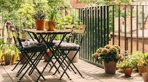 How To Create A Blooming Balcony Garden