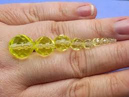 25pcs Vaseline Uranium Glass Beads