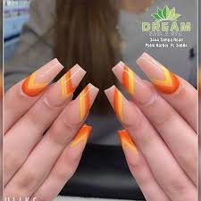 summer manicure trends at dream nails
