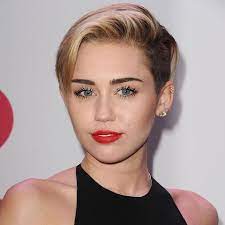 Celebrity beauty • beauty • entertainment • miley cyrus. Pin By Paula La Greca On Music Miley Cyrus Short Hair Miley Cyrus Hair Short Hair Styles