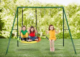 20 Best Outdoor Swing Sets For Kids