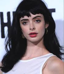 What do you think about short bangs? Hottest Haircut Trends Of Fall 2018 Ecemella