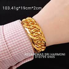 Kebanyakan penduduk mengambil peluang untuk membeli emas memandangkan harga terkini antara rm223 hingga rm234 per gram. Kedai Emas Sri Harmoni Kota Bharu Jewelry Watches Facebook
