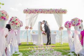 Maybe you would like to learn more about one of these? Alem Do Arco De Flores 5 Opcoes Para O Altar Do Casamento